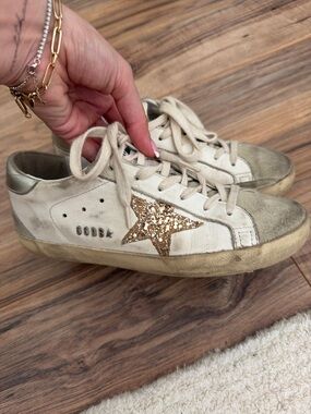 Golden Goose Low-Top Sneakers - Cream and Gold